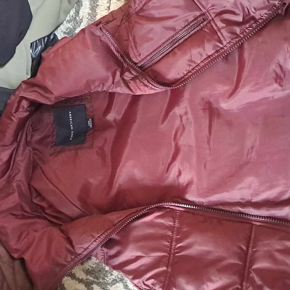 AE puffer vest